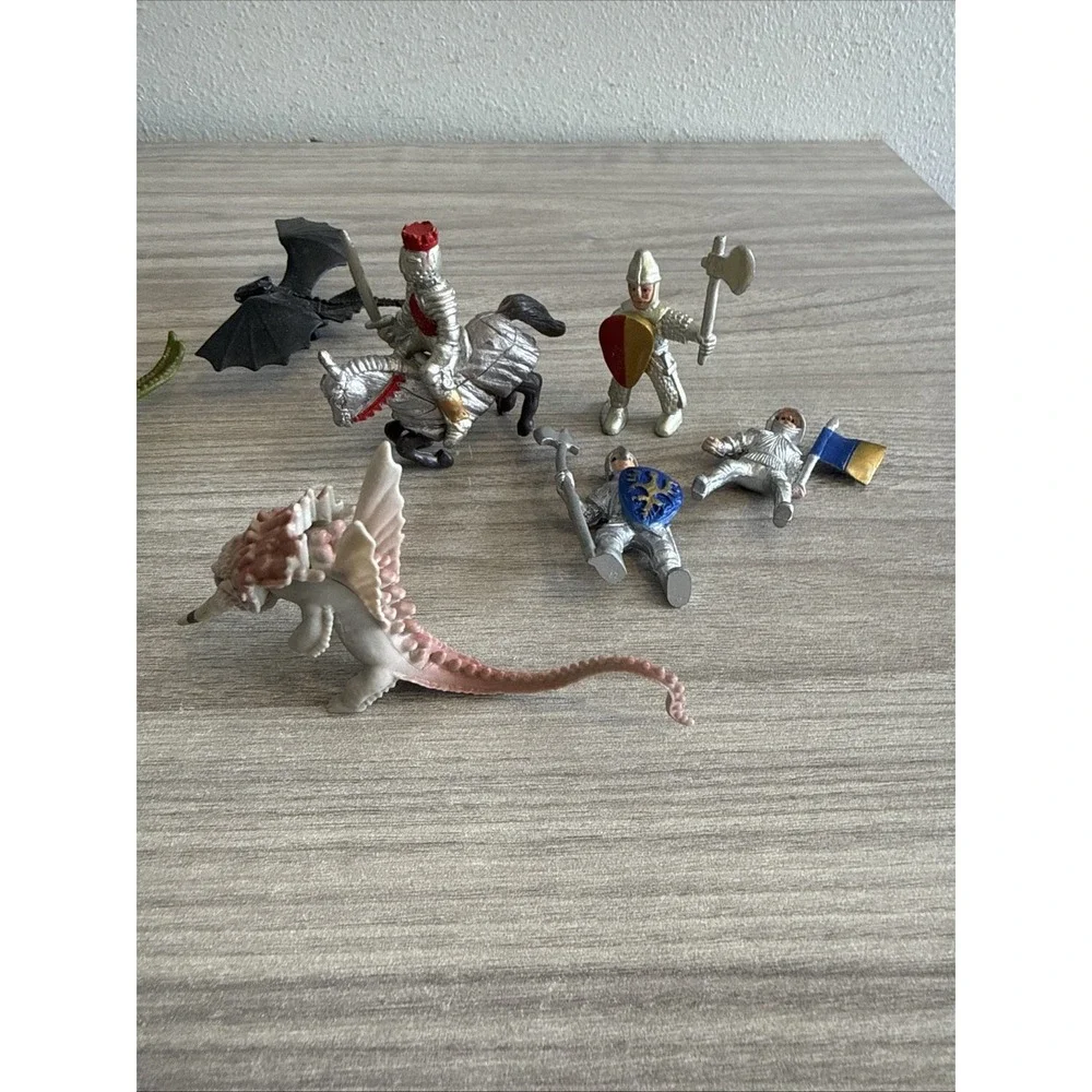 Safari Limited Fantasy Medieval Knights Horses Dragon Miniature Figures Lot